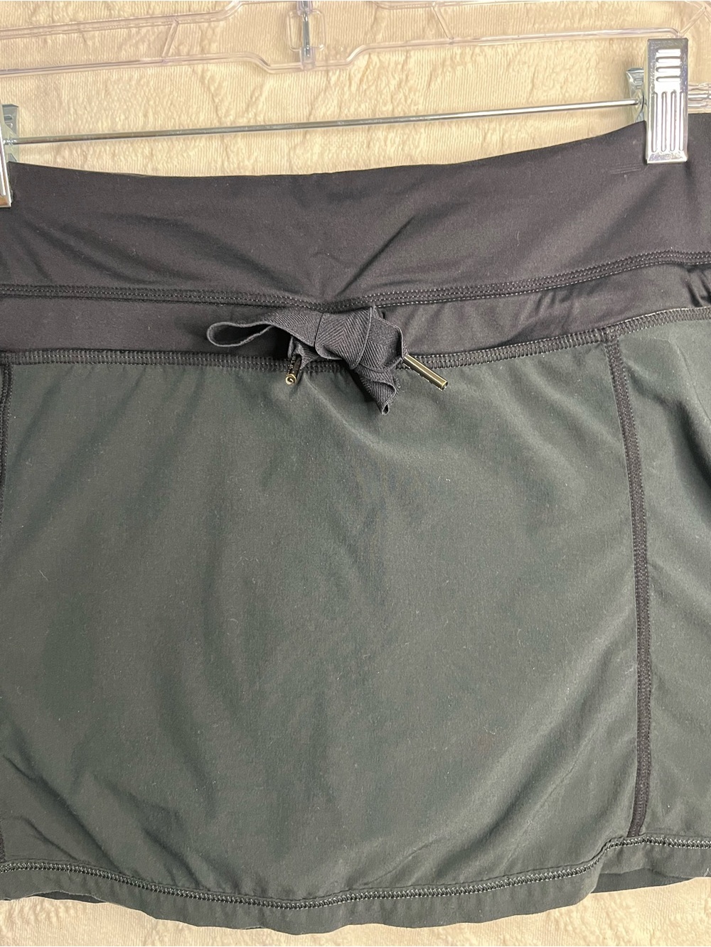 Lululemon Black Run: Track Attack Skirt - Size 8 - Picture 5 of 6